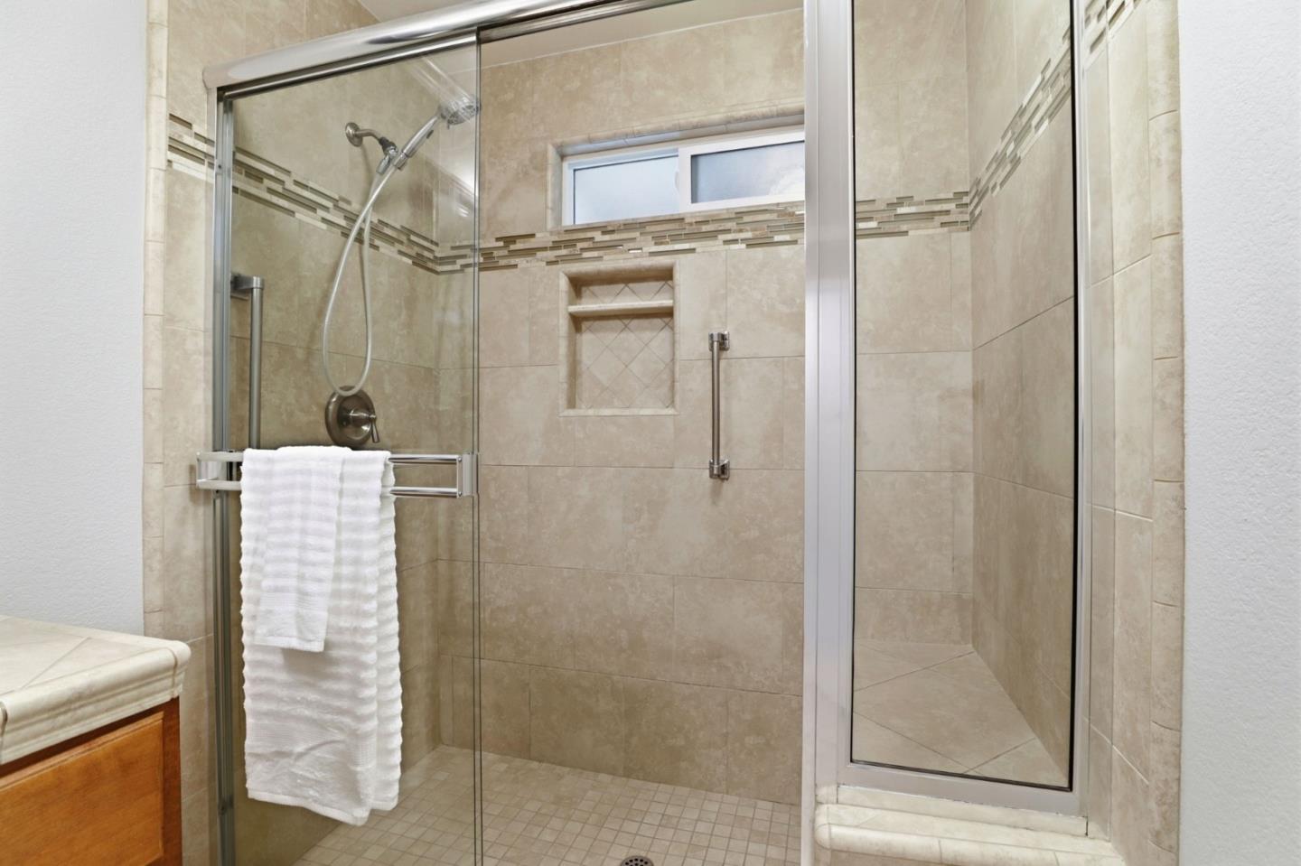 Detail Gallery Image 18 of 38 For 6448 Menlo Dr, San Jose,  CA 95120 - 4 Beds | 2/1 Baths