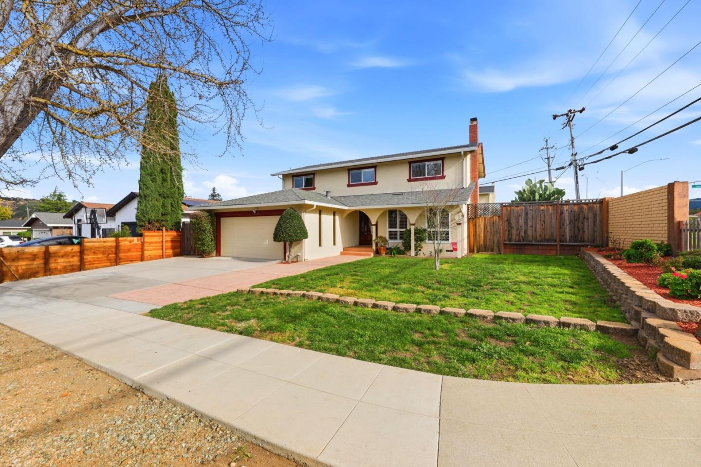 Detail Gallery Image 2 of 38 For 6448 Menlo Dr, San Jose,  CA 95120 - 4 Beds | 2/1 Baths