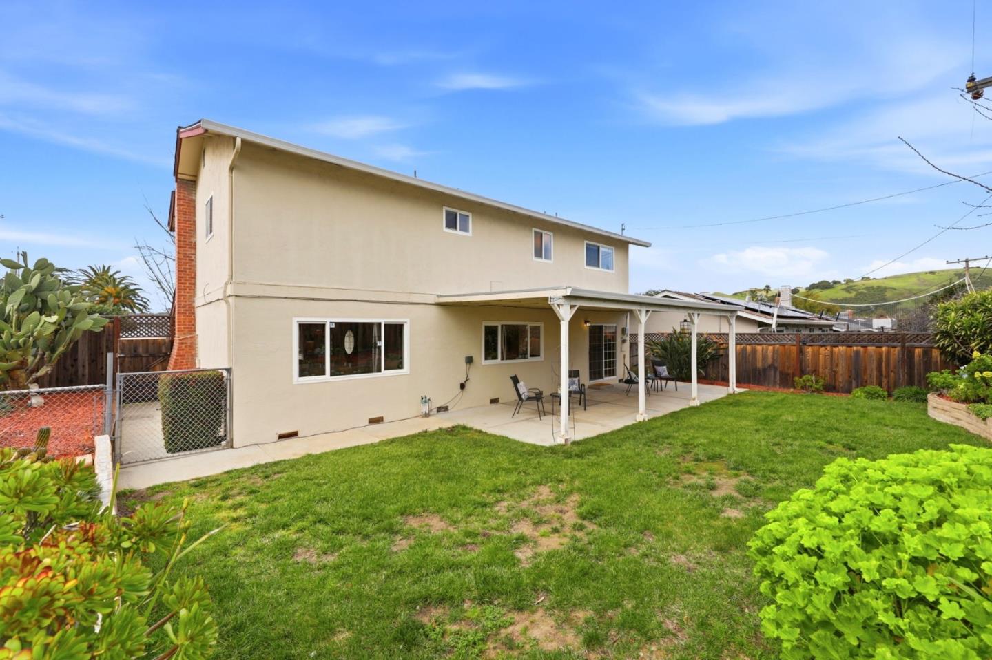 Detail Gallery Image 35 of 38 For 6448 Menlo Dr, San Jose,  CA 95120 - 4 Beds | 2/1 Baths