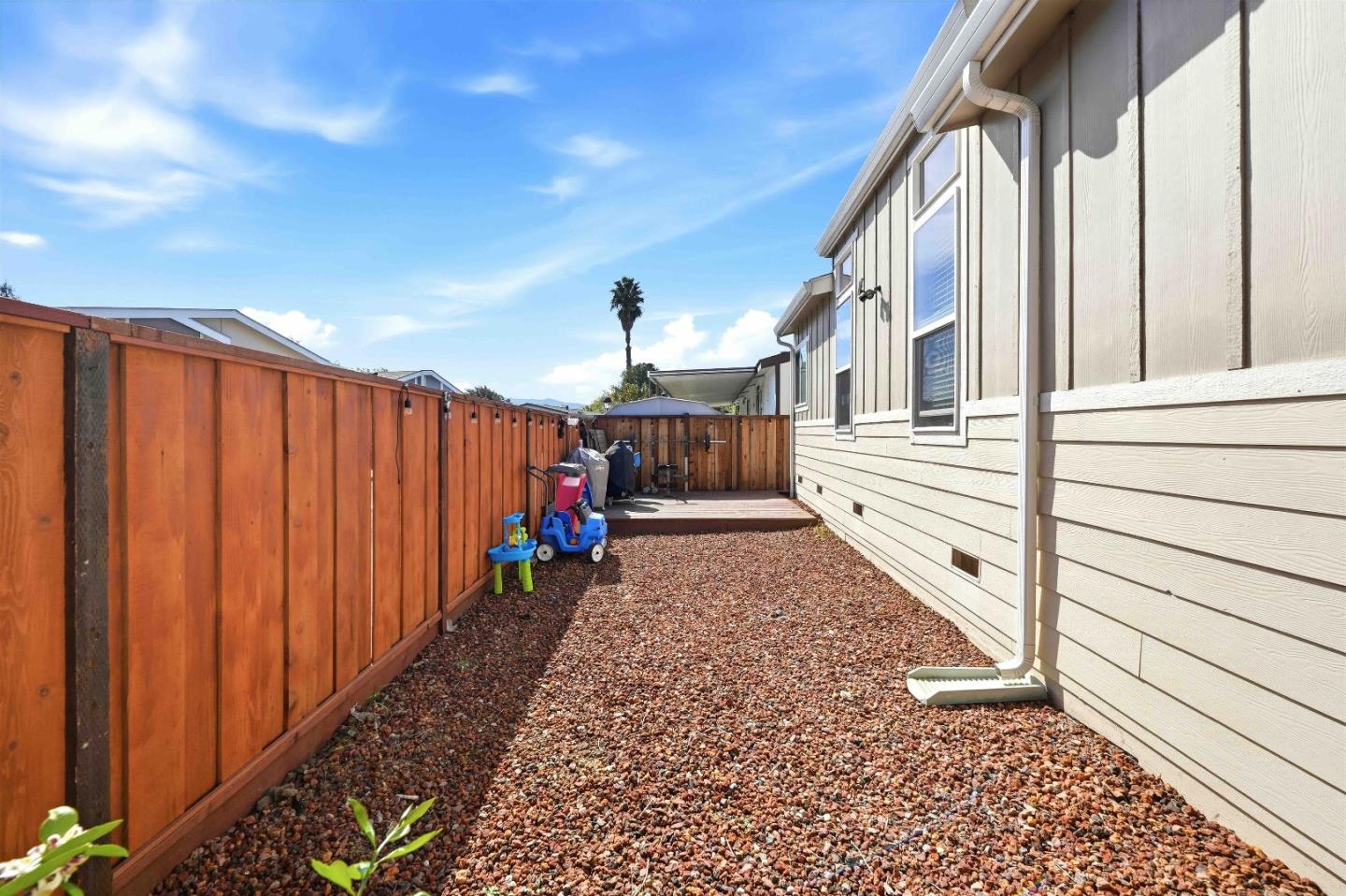 Detail Gallery Image 3 of 34 For 6130 Monterey Rd #203,  San Jose,  CA 95138 - 3 Beds | 2 Baths