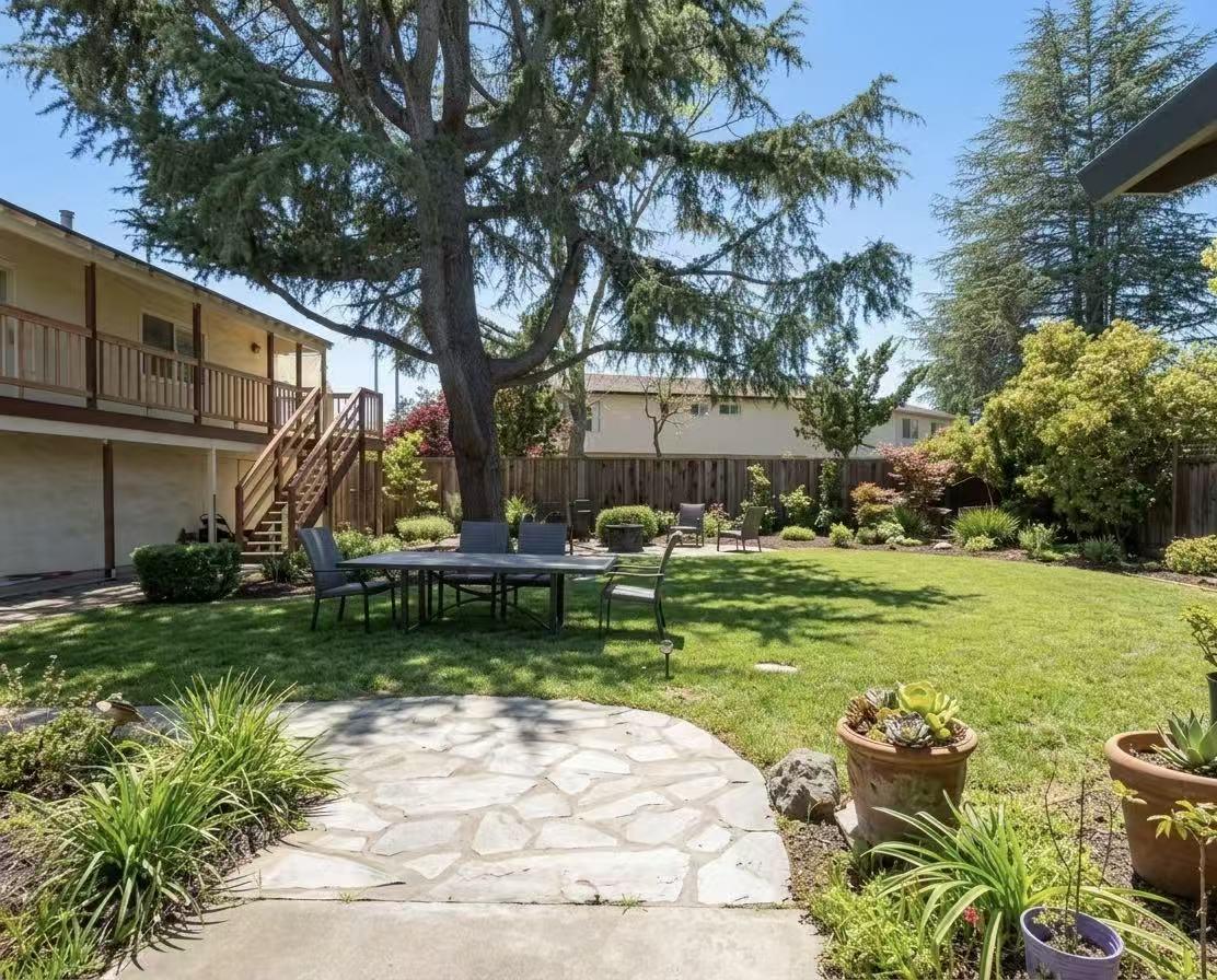 Detail Gallery Image 11 of 11 For 1379 Miller Ave, San Jose,  CA 95129 - 4 Beds | 2 Baths