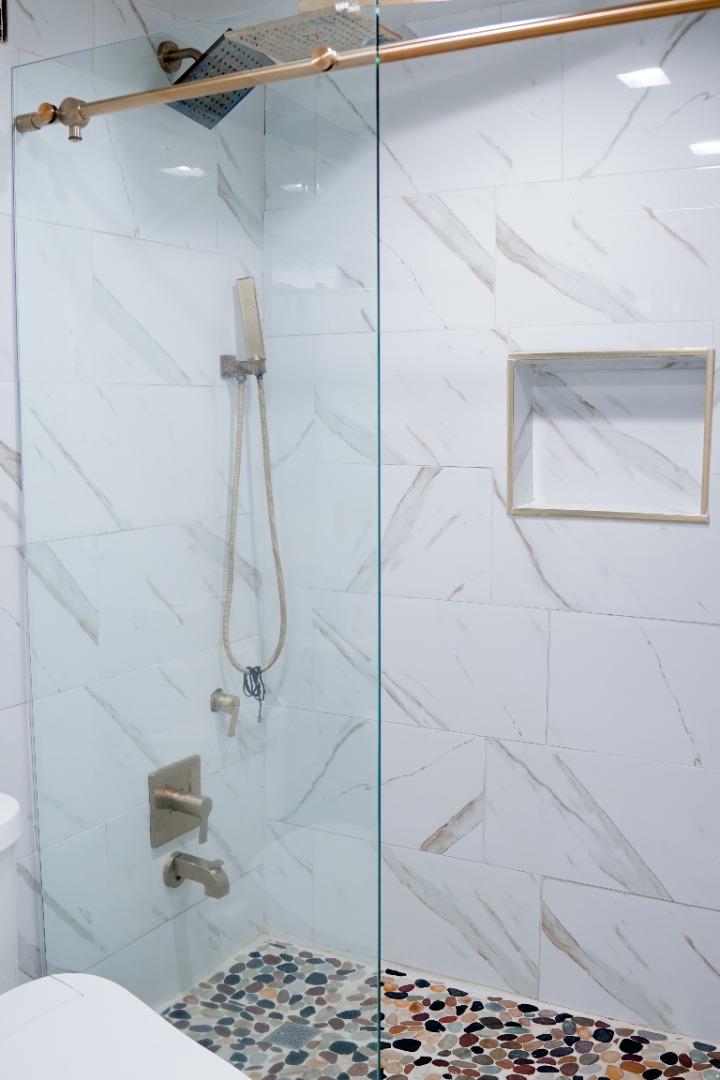 Detail Gallery Image 12 of 51 For 18940 Loree Ave, Cupertino,  CA 95014 - 5 Beds | 3 Baths