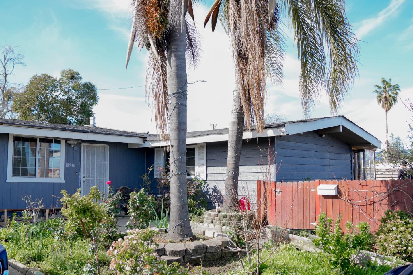 Detail Gallery Image 27 of 51 For 18940 Loree Ave, Cupertino,  CA 95014 - 5 Beds | 3 Baths