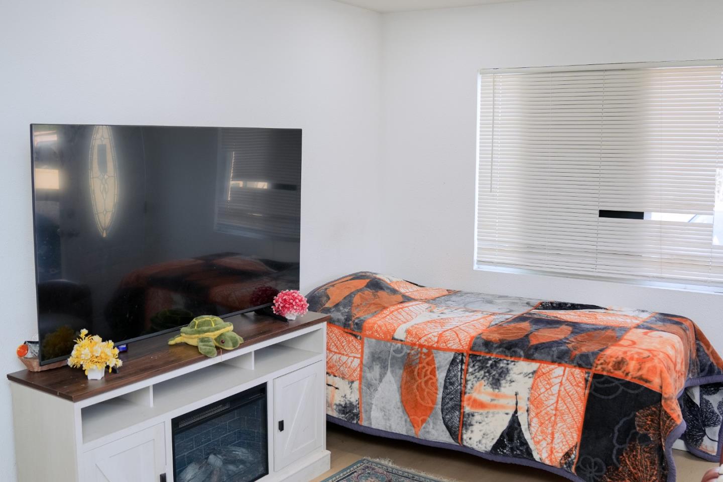 Detail Gallery Image 29 of 51 For 18940 Loree Ave, Cupertino,  CA 95014 - 5 Beds | 3 Baths