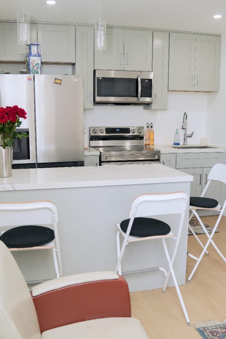 Detail Gallery Image 37 of 51 For 18940 Loree Ave, Cupertino,  CA 95014 - 5 Beds | 3 Baths