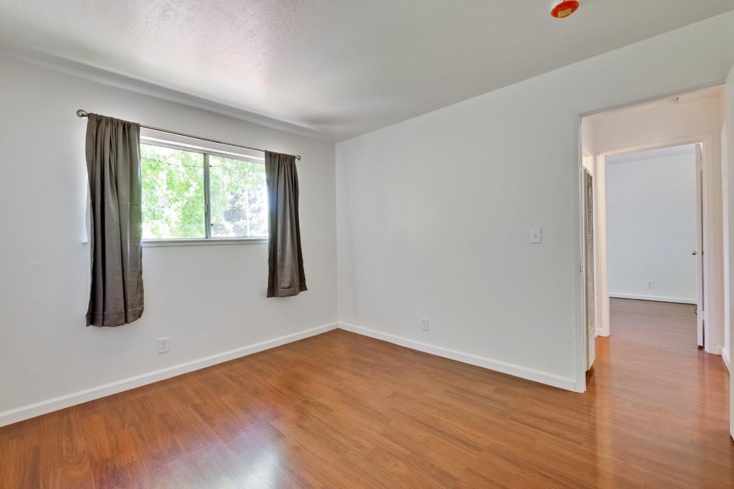 Detail Gallery Image 11 of 14 For 7537 Rogers Ln #3,  Gilroy,  CA 95020 - 2 Beds | 1 Baths