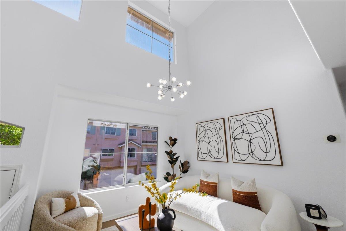 Detail Gallery Image 10 of 68 For 6031 Commerce Dr #7,  Fremont,  CA 94555 - 3 Beds | 3 Baths