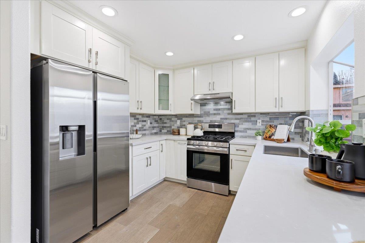 Detail Gallery Image 21 of 68 For 6031 Commerce Dr #7,  Fremont,  CA 94555 - 3 Beds | 3 Baths