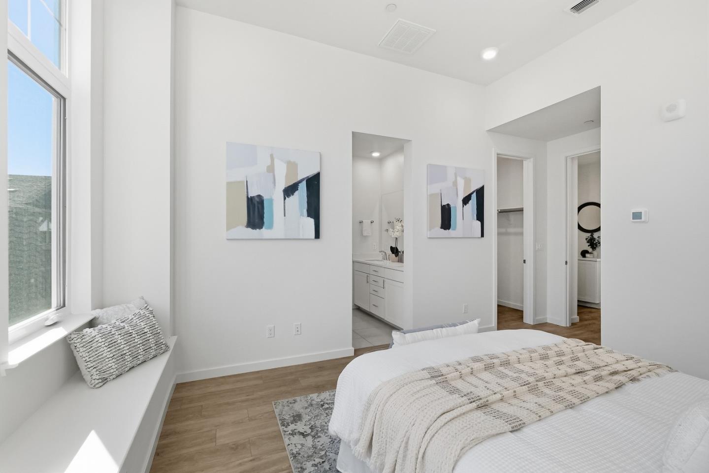 Detail Gallery Image 16 of 50 For 535 San Lorenzo Ter #1,  Sunnyvale,  CA 94085 - 4 Beds | 3/1 Baths