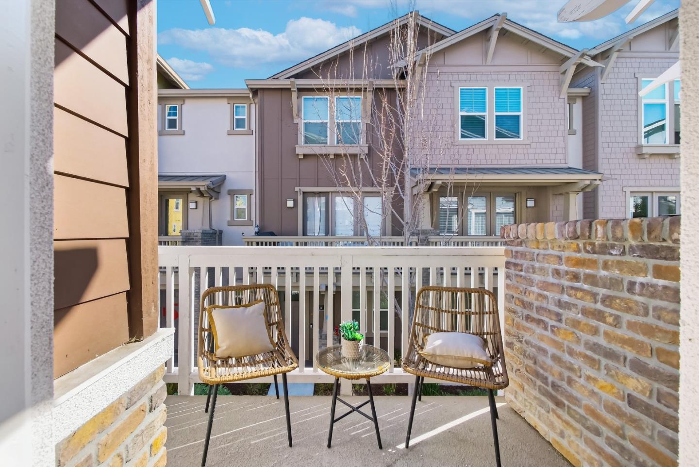 Detail Gallery Image 35 of 50 For 535 San Lorenzo Ter #1,  Sunnyvale,  CA 94085 - 4 Beds | 3/1 Baths