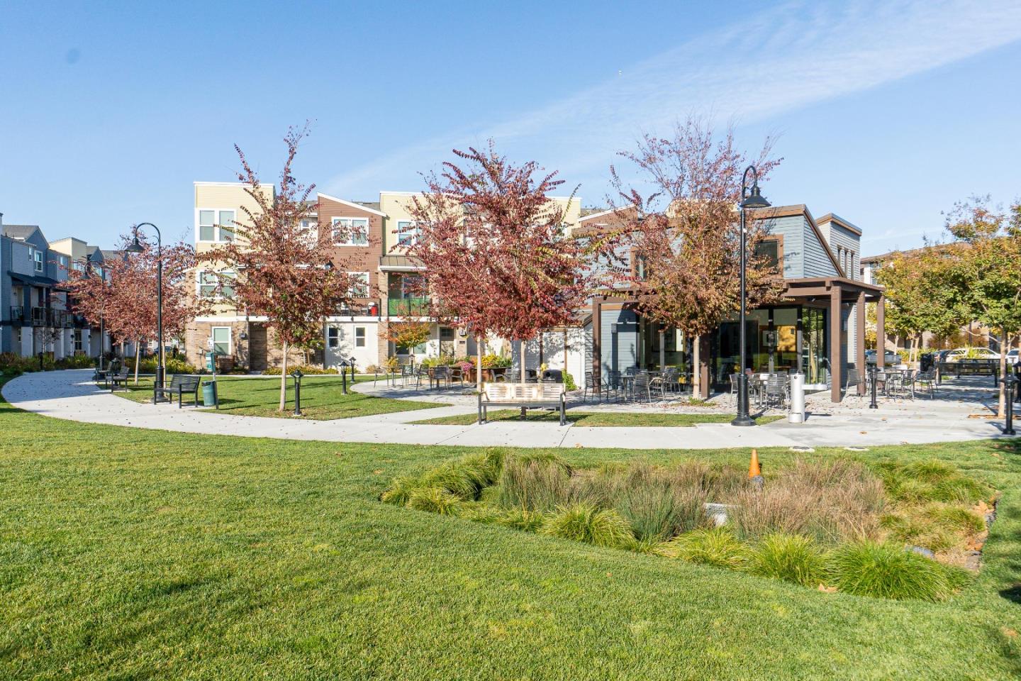 Detail Gallery Image 42 of 50 For 535 San Lorenzo Ter #1,  Sunnyvale,  CA 94085 - 4 Beds | 3/1 Baths