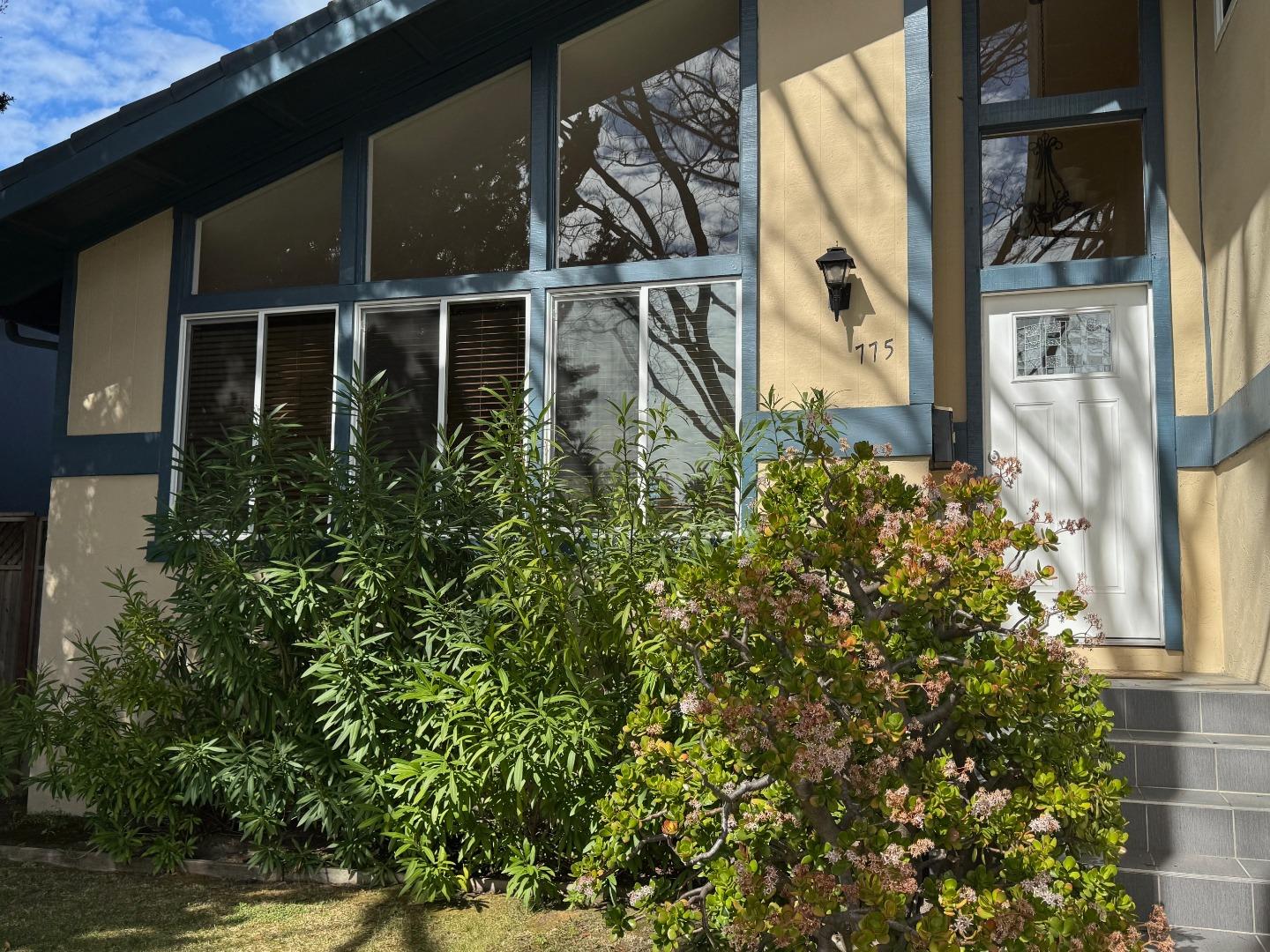 Detail Gallery Image 2 of 40 For 775 Ajax Dr, Sunnyvale,  CA 94086 - 4 Beds | 2/1 Baths