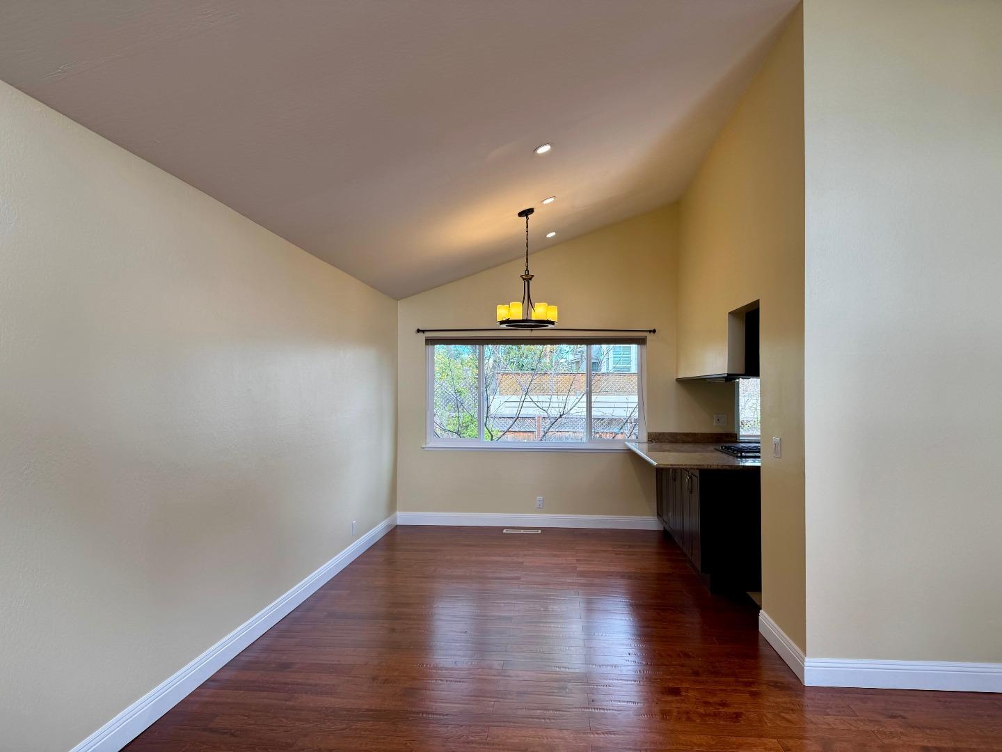 Detail Gallery Image 5 of 40 For 775 Ajax Dr, Sunnyvale,  CA 94086 - 4 Beds | 2/1 Baths