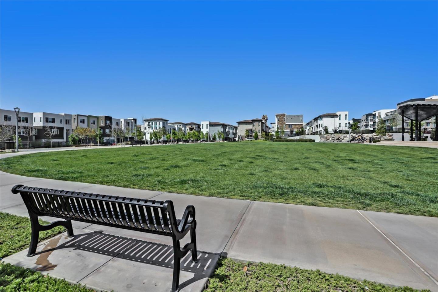 Detail Gallery Image 21 of 28 For 176 Agustin Narvaez St, San Jose,  CA 95136 - 5 Beds | 4 Baths