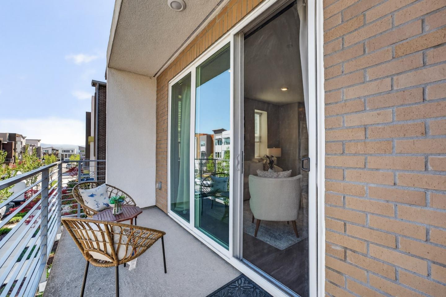 Detail Gallery Image 37 of 51 For 176 Agustin Narvaez St, San Jose,  CA 95136 - 5 Beds | 4 Baths