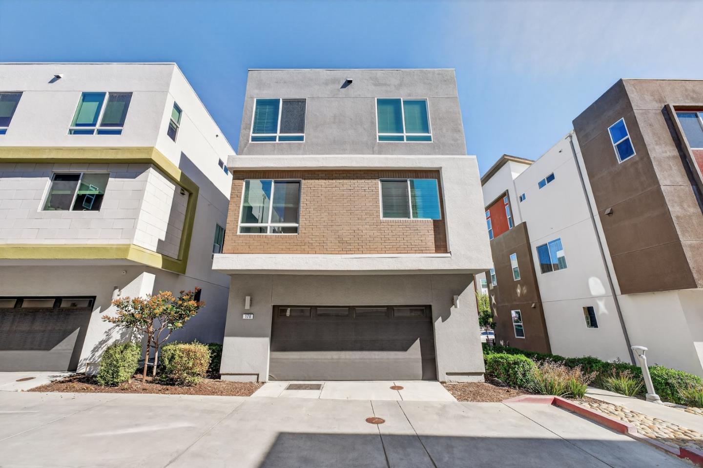 Detail Gallery Image 40 of 51 For 176 Agustin Narvaez St, San Jose,  CA 95136 - 5 Beds | 4 Baths