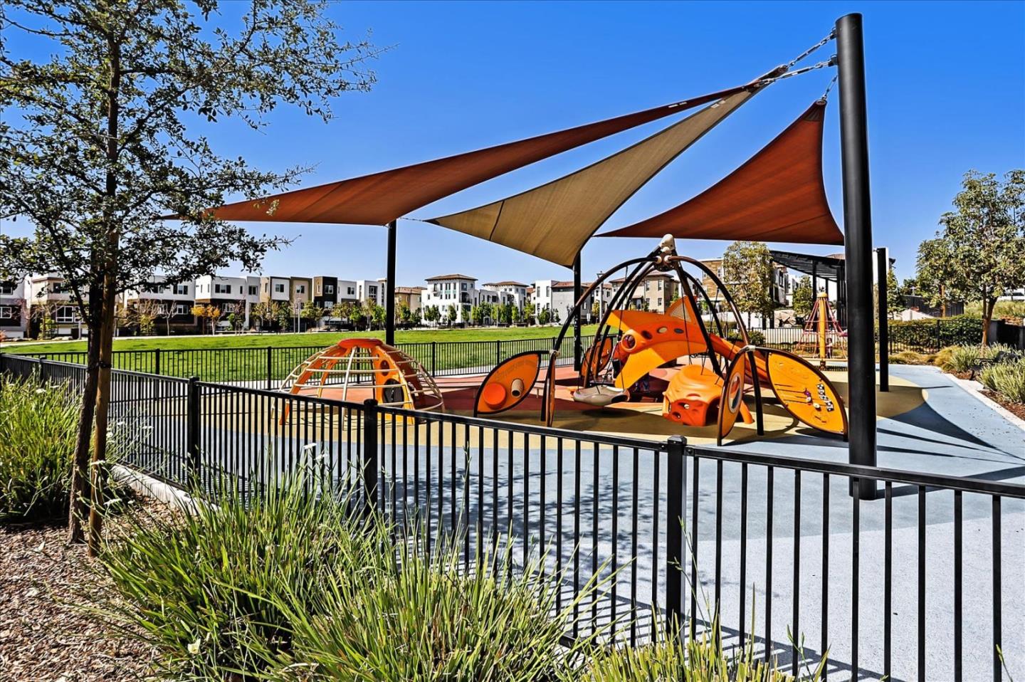 Detail Gallery Image 46 of 51 For 176 Agustin Narvaez St, San Jose,  CA 95136 - 5 Beds | 4 Baths