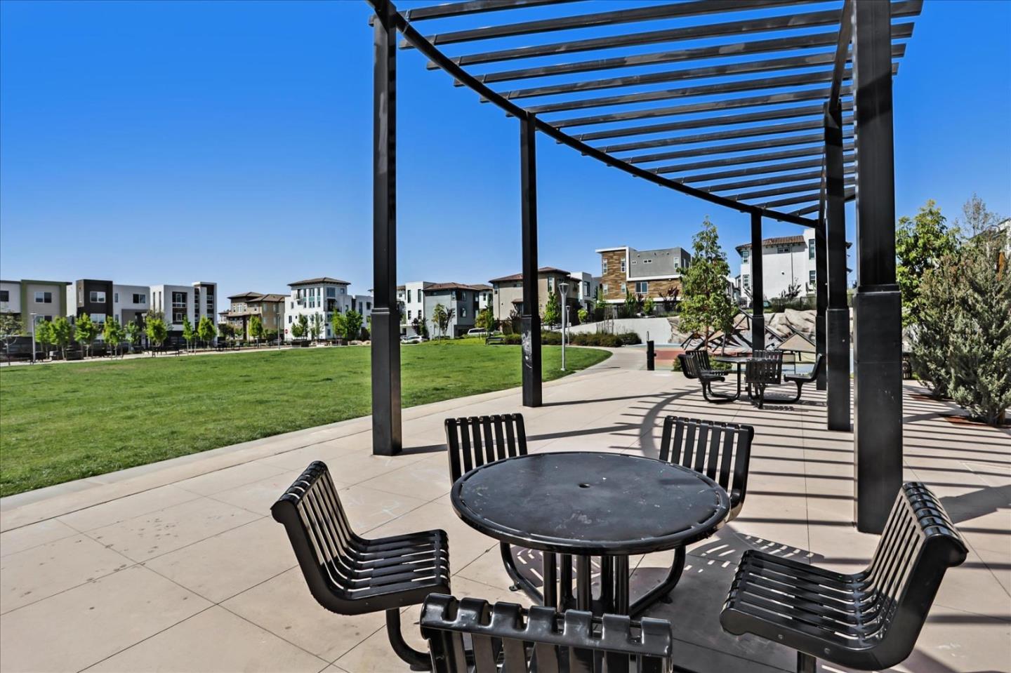 Detail Gallery Image 48 of 51 For 176 Agustin Narvaez St, San Jose,  CA 95136 - 5 Beds | 4 Baths