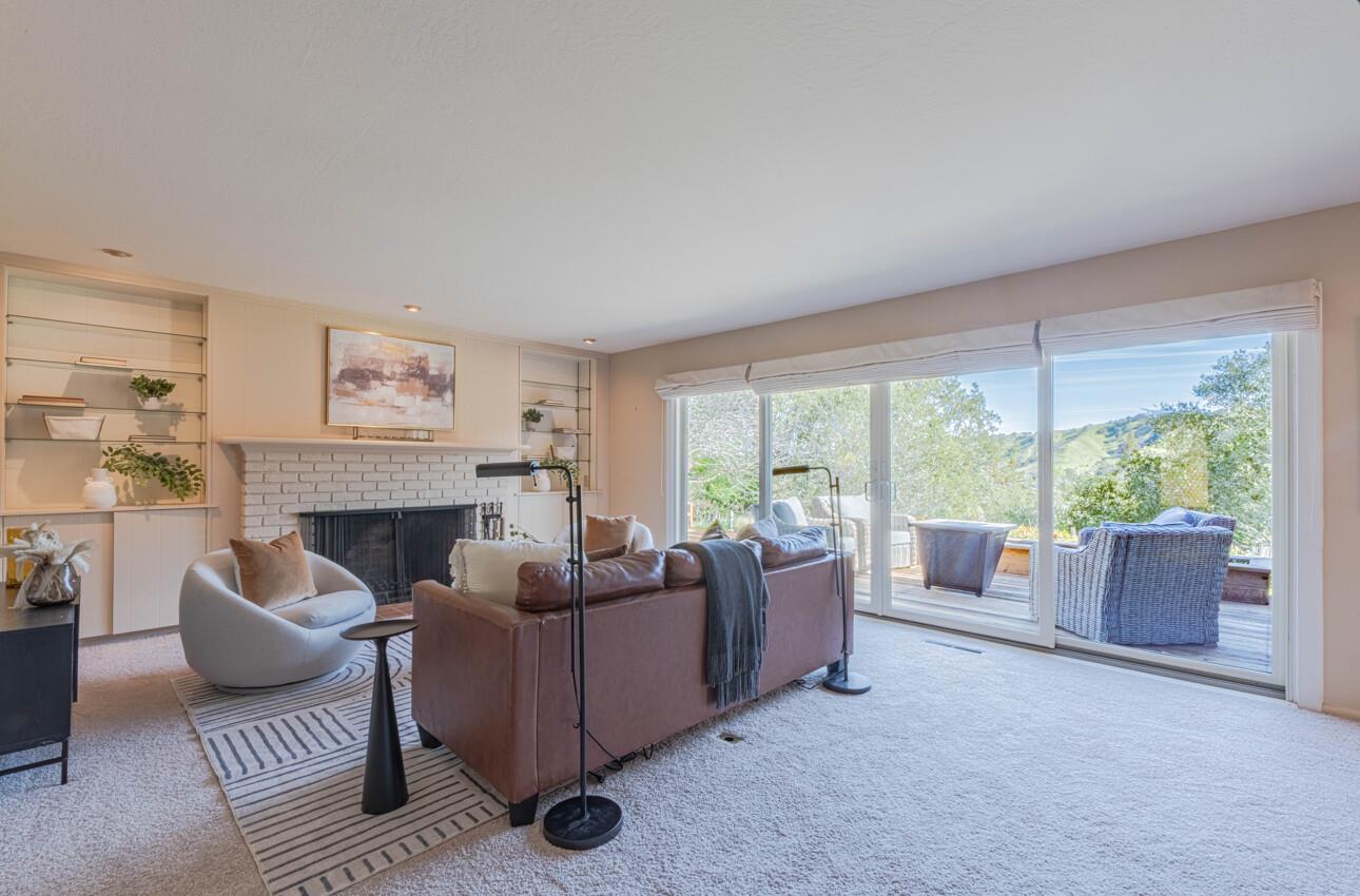 Detail Gallery Image 10 of 72 For 12 Mesa Del Sol, Salinas,  CA 93908 - 4 Beds | 4 Baths