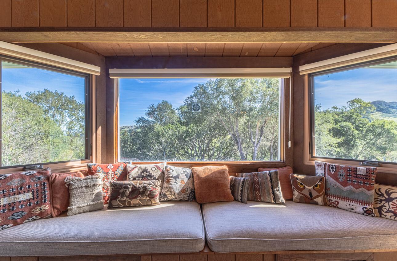 Detail Gallery Image 19 of 72 For 12 Mesa Del Sol, Salinas,  CA 93908 - 4 Beds | 4 Baths