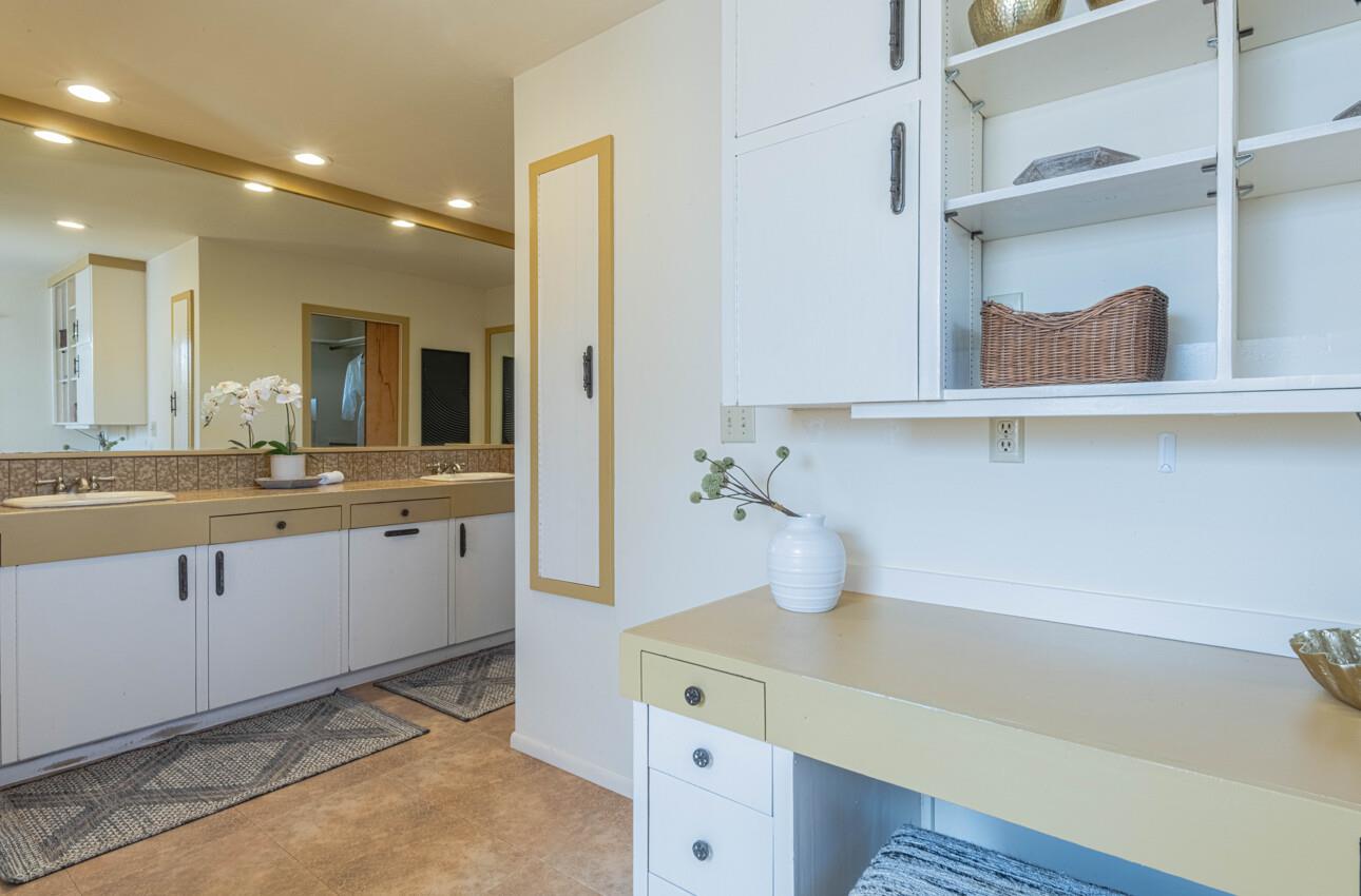 Detail Gallery Image 47 of 72 For 12 Mesa Del Sol, Salinas,  CA 93908 - 4 Beds | 4 Baths