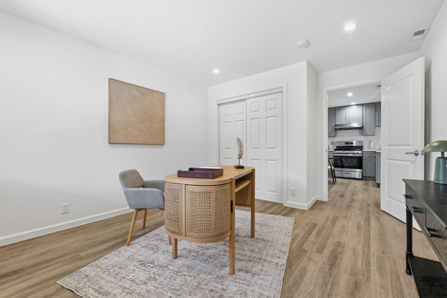 Detail Gallery Image 28 of 42 For 550 Holyoke St, San Francisco,  CA 94134 - 5 Beds | 4 Baths