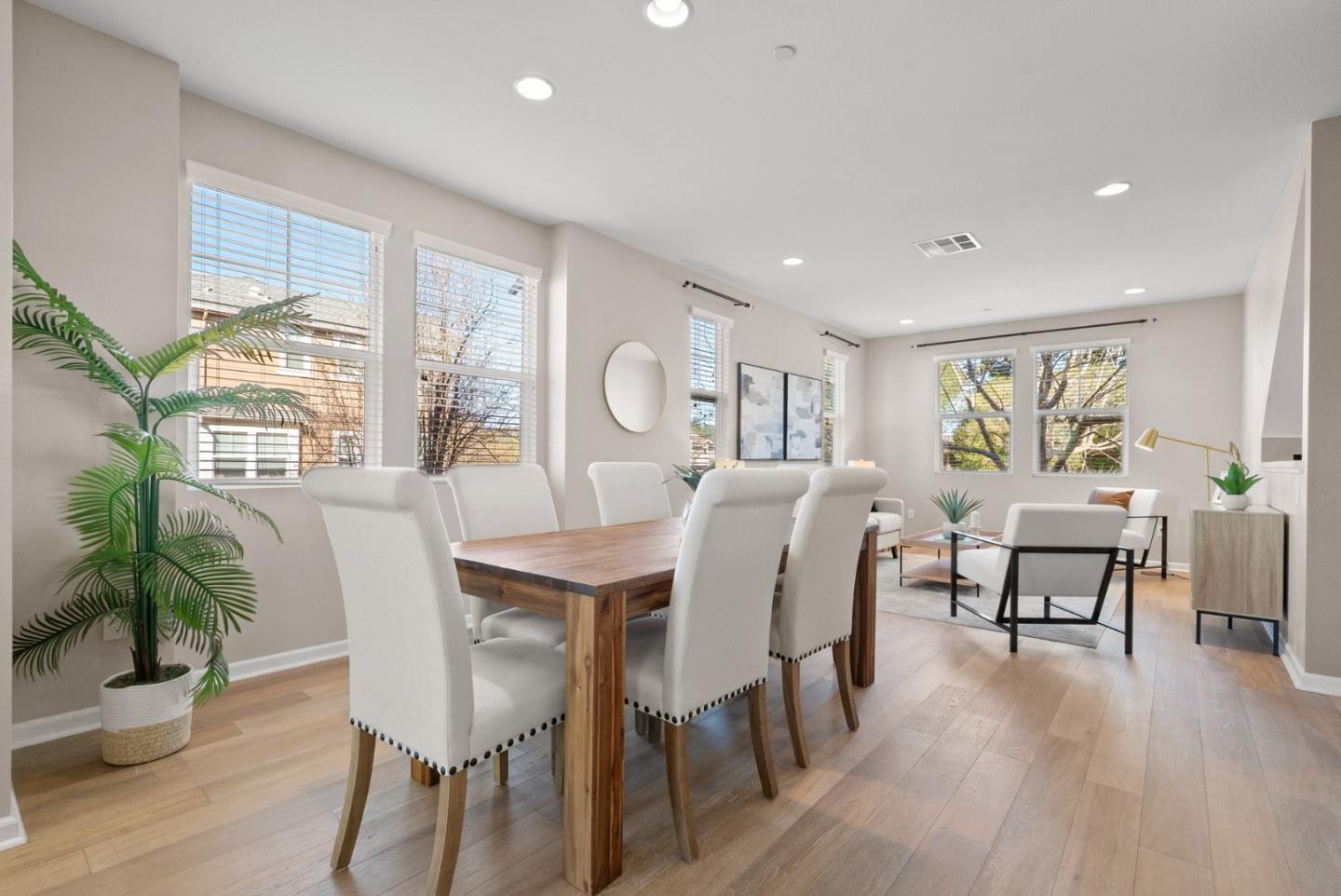 Detail Gallery Image 6 of 35 For 237 Bluebonnet Ln #101,  Scotts Valley,  CA 95066 - 4 Beds | 3/1 Baths