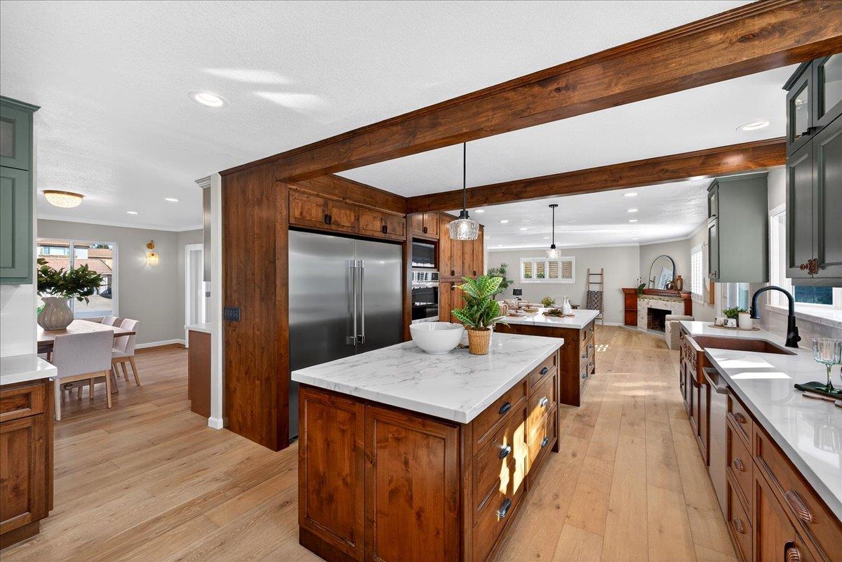 Detail Gallery Image 14 of 80 For 704 Lexington Pl, Gilroy,  CA 95020 - 5 Beds | 3 Baths