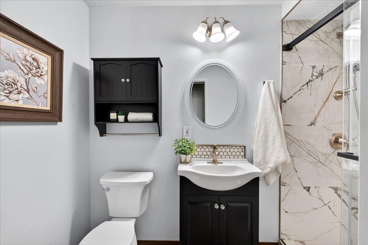 Detail Gallery Image 31 of 80 For 704 Lexington Pl, Gilroy,  CA 95020 - 5 Beds | 3 Baths