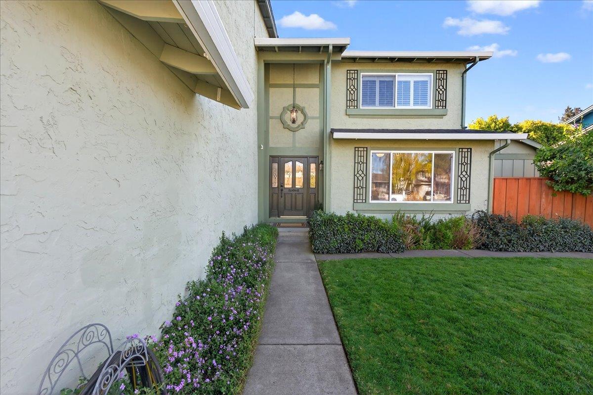 Detail Gallery Image 7 of 80 For 704 Lexington Pl, Gilroy,  CA 95020 - 5 Beds | 3 Baths