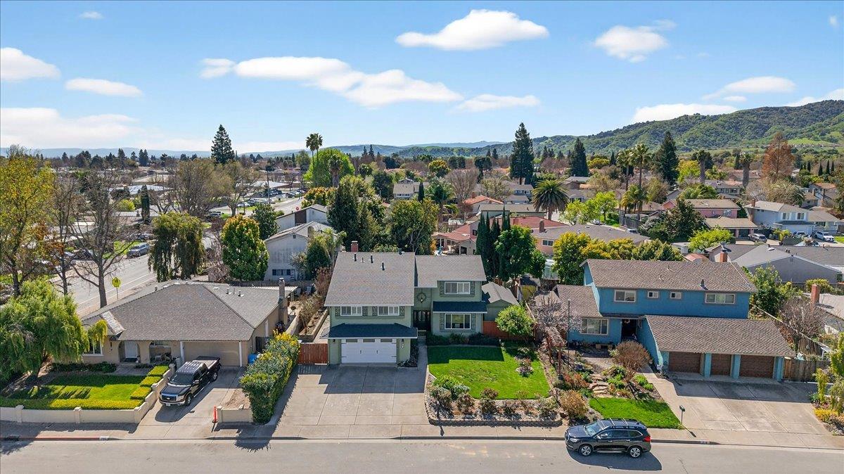 Detail Gallery Image 71 of 80 For 704 Lexington Pl, Gilroy,  CA 95020 - 5 Beds | 3 Baths