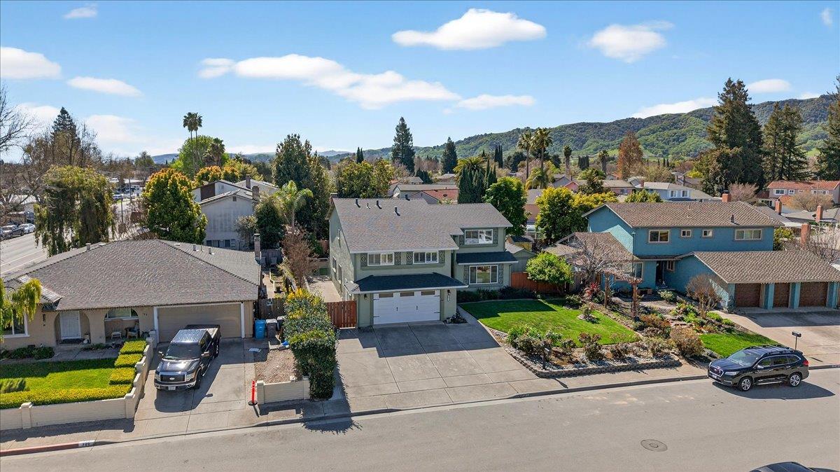 Detail Gallery Image 73 of 80 For 704 Lexington Pl, Gilroy,  CA 95020 - 5 Beds | 3 Baths