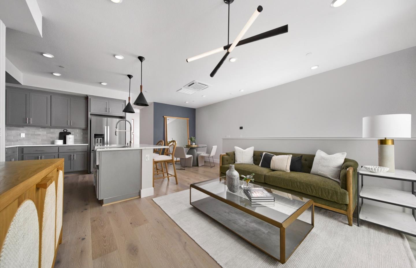 Photo #5: ML82036693 Listing: Photo #5