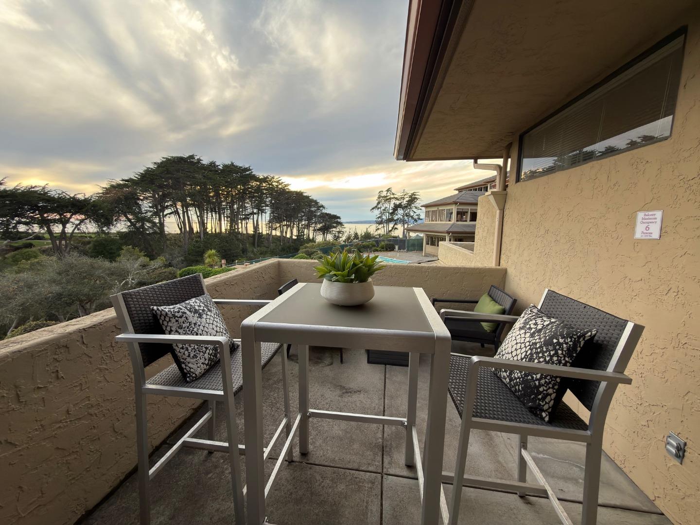 Detail Gallery Image 2 of 22 For 211 Seascape Resort Dr, Aptos,  CA 95003 - 1 Beds | 1 Baths