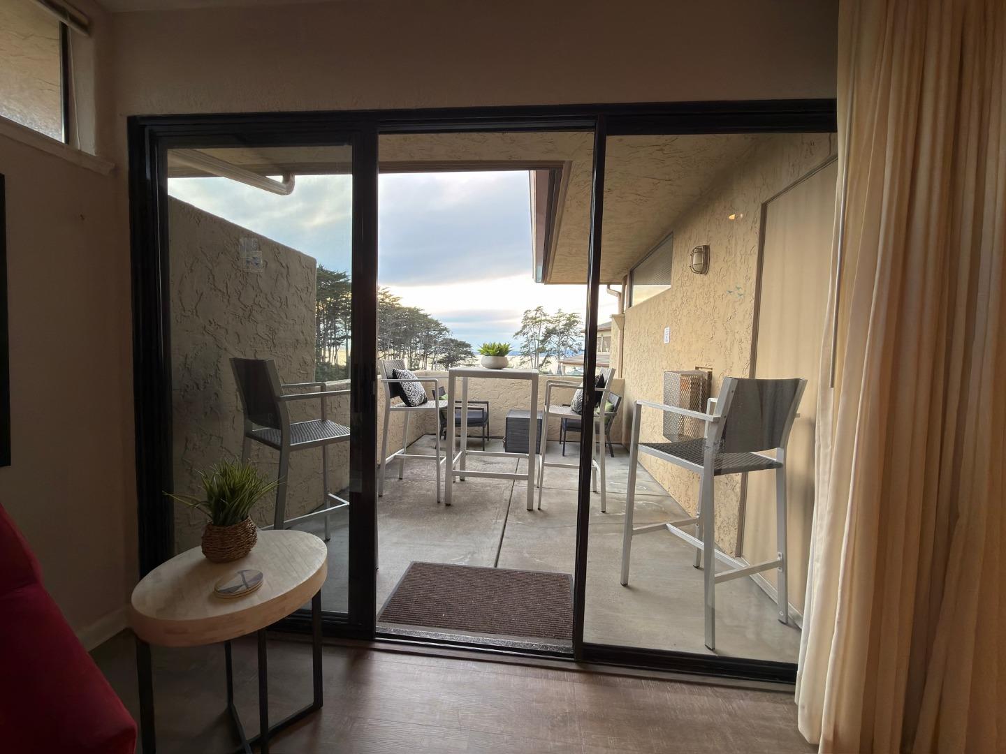 Detail Gallery Image 4 of 22 For 211 Seascape Resort Dr, Aptos,  CA 95003 - 1 Beds | 1 Baths