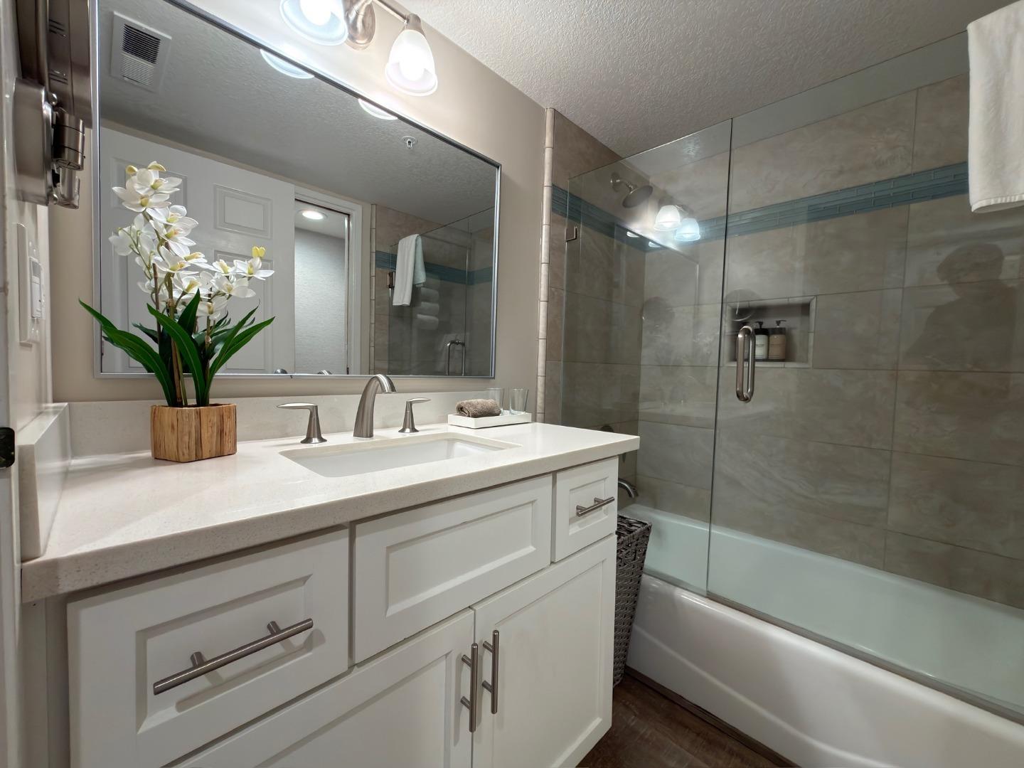 Detail Gallery Image 8 of 22 For 211 Seascape Resort Dr, Aptos,  CA 95003 - 1 Beds | 1 Baths