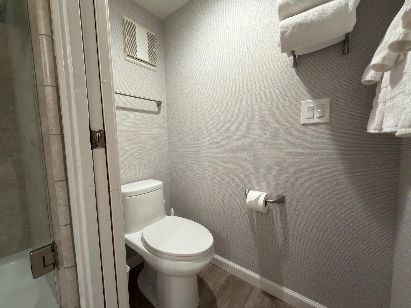 Detail Gallery Image 9 of 22 For 211 Seascape Resort Dr, Aptos,  CA 95003 - 1 Beds | 1 Baths