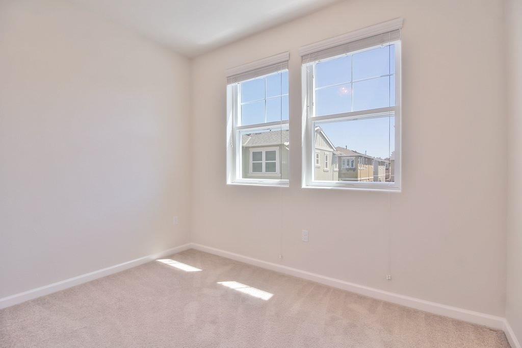 Detail Gallery Image 26 of 35 For 2913 Pescadero Ter, Fremont,  CA 94538 - 4 Beds | 2/2 Baths