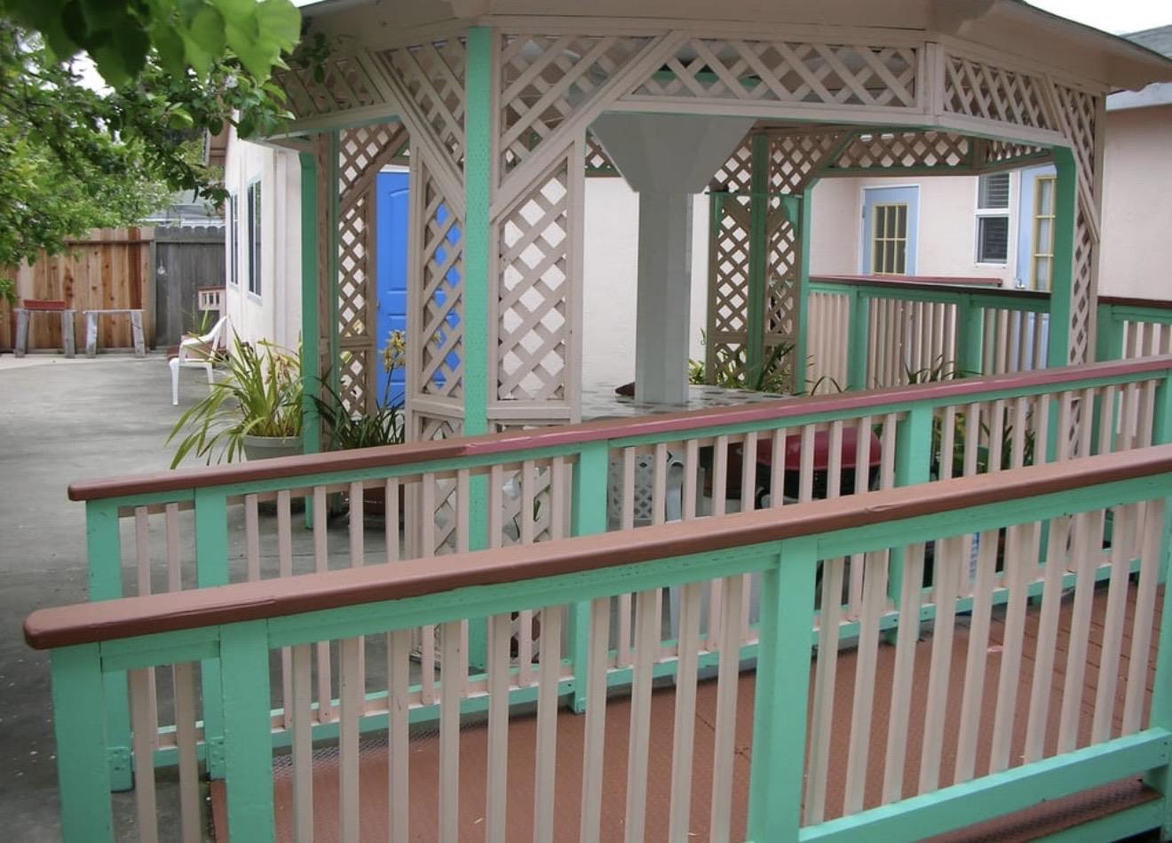 Detail Gallery Image 3 of 5 For 34819 Clover St, Union City,  CA 94587 - 8 Beds | 4 Baths