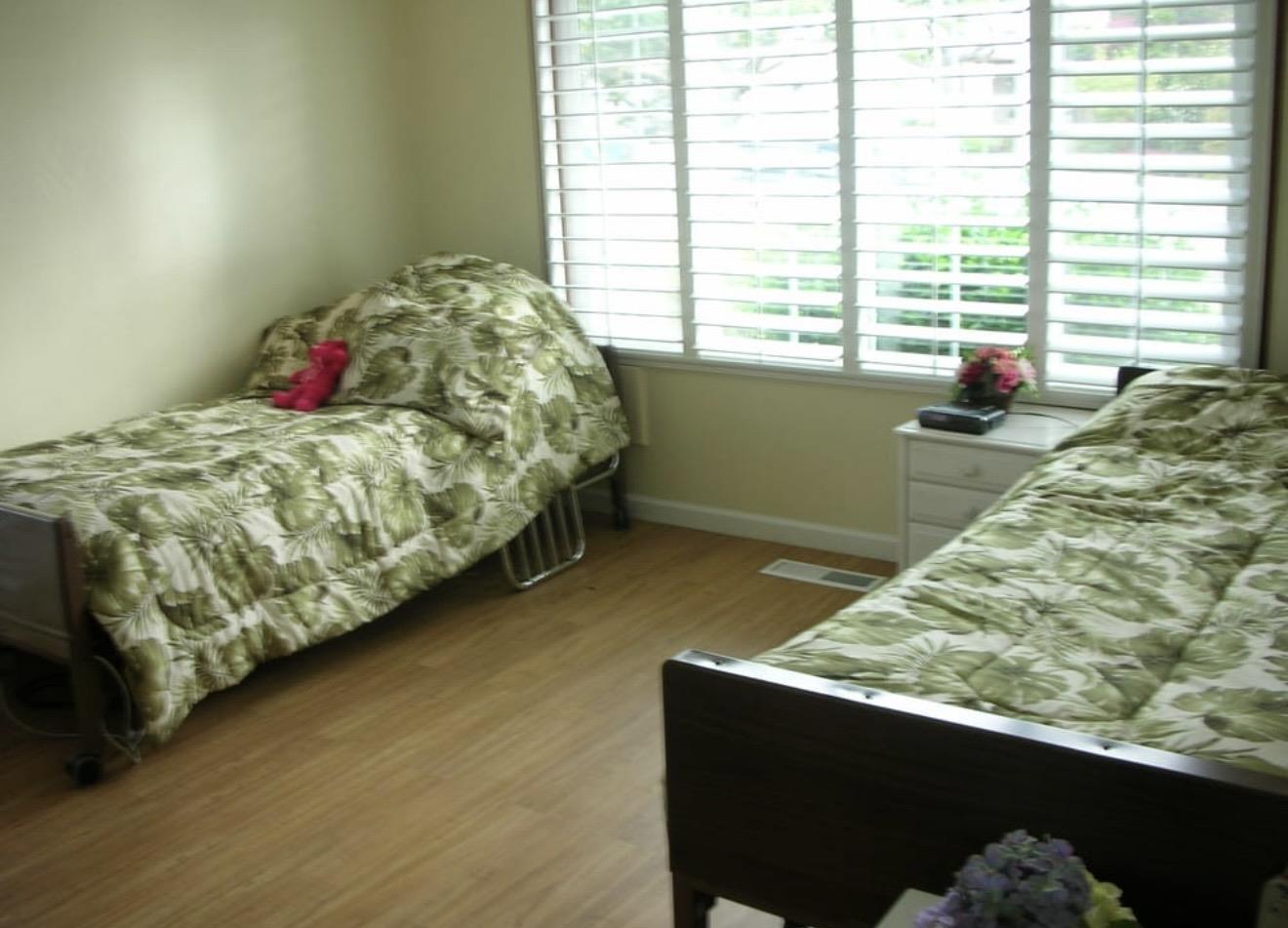 Detail Gallery Image 5 of 5 For 34819 Clover St, Union City,  CA 94587 - 8 Beds | 4 Baths