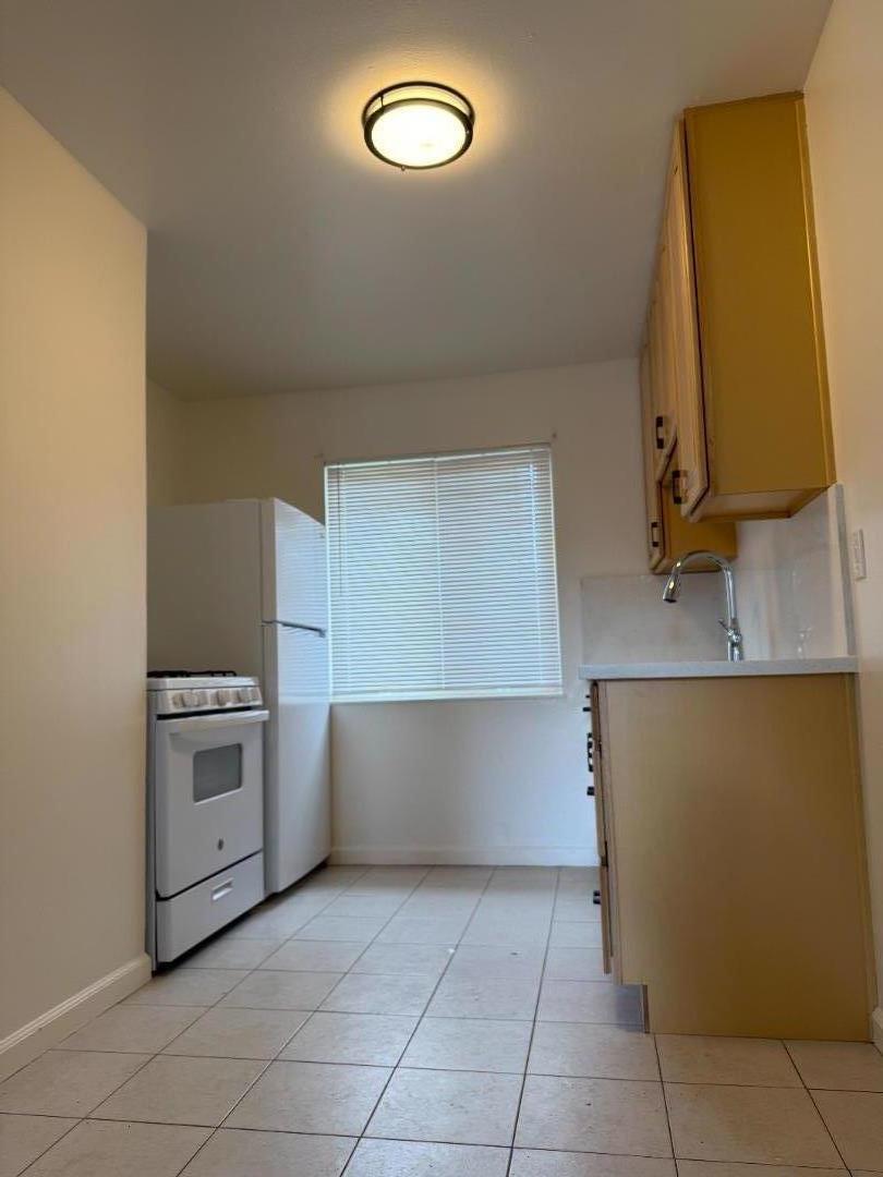 Detail Gallery Image 11 of 13 For 354 N 5th St, San Jose,  CA 95112 - – Beds | – Baths