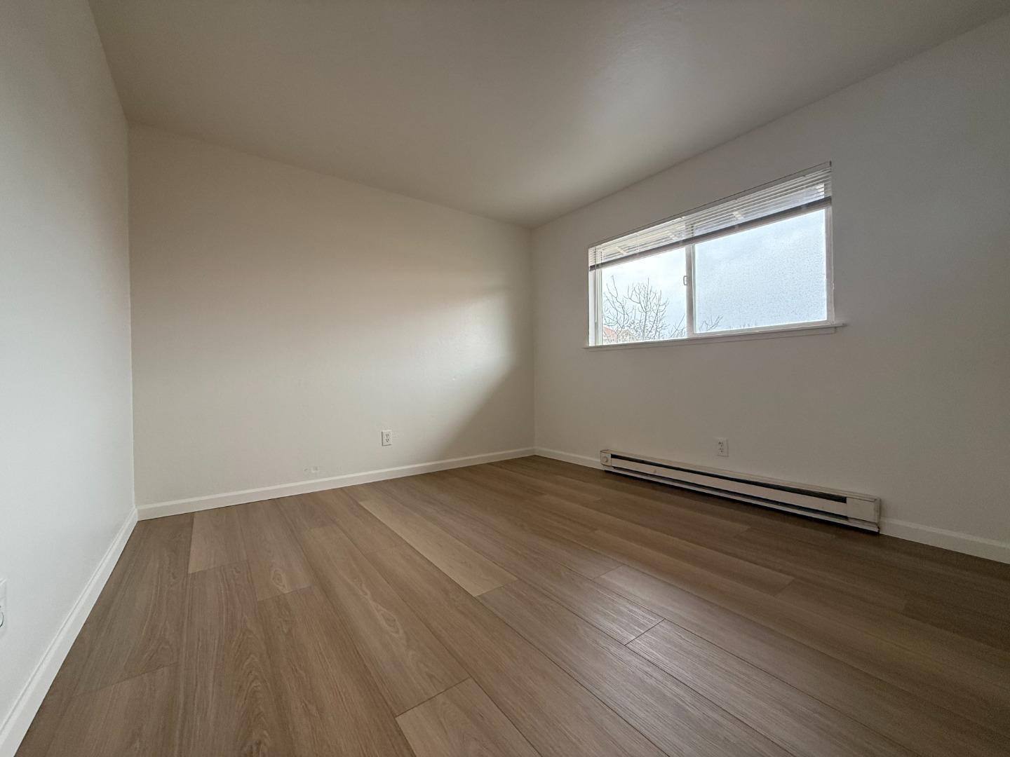 Detail Gallery Image 11 of 13 For 771 Memorial Way, Hayward,  CA 94541 - – Beds | – Baths