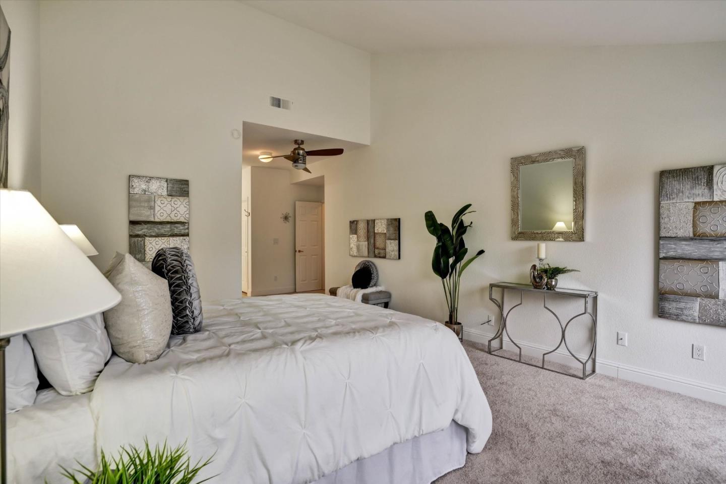 Detail Gallery Image 21 of 48 For 3123 Lake Trasimeno Dr, San Jose,  CA 95135 - 2 Beds | 2 Baths