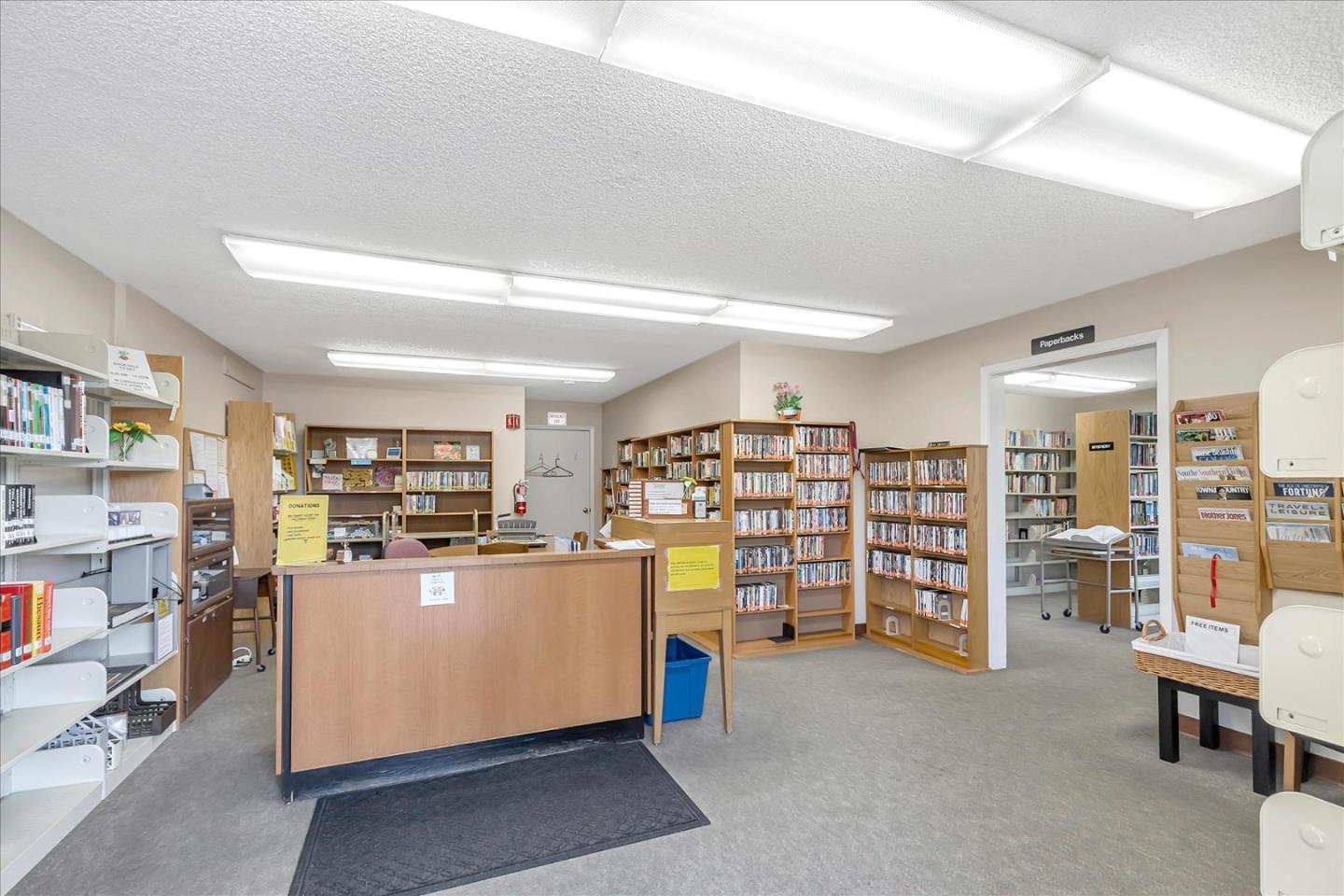 Detail Gallery Image 46 of 48 For 3123 Lake Trasimeno Dr, San Jose,  CA 95135 - 2 Beds | 2 Baths