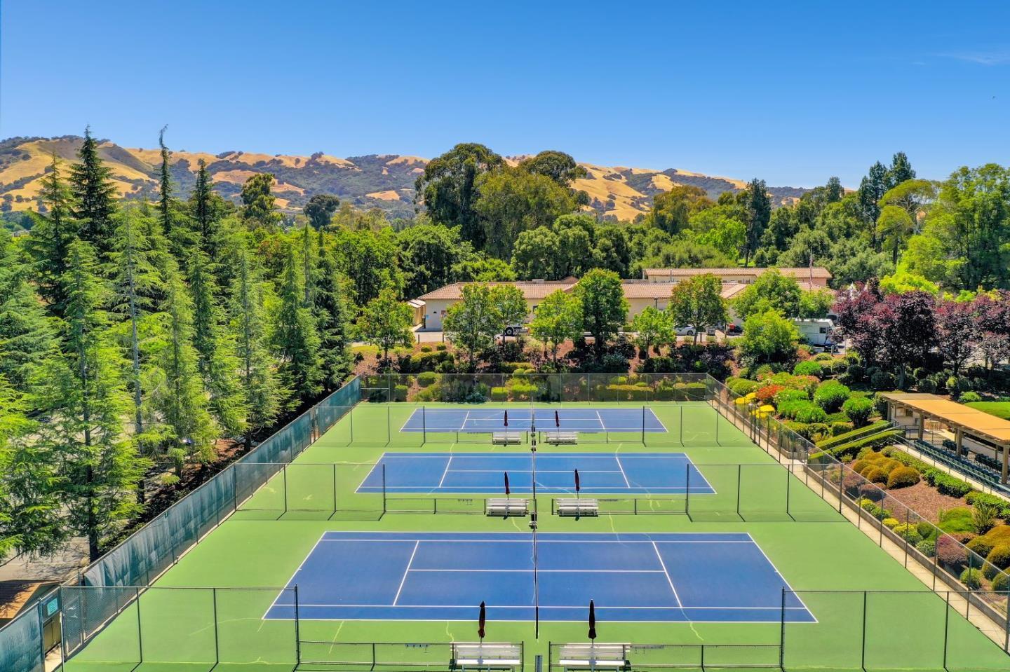 Detail Gallery Image 48 of 48 For 3123 Lake Trasimeno Dr, San Jose,  CA 95135 - 2 Beds | 2 Baths