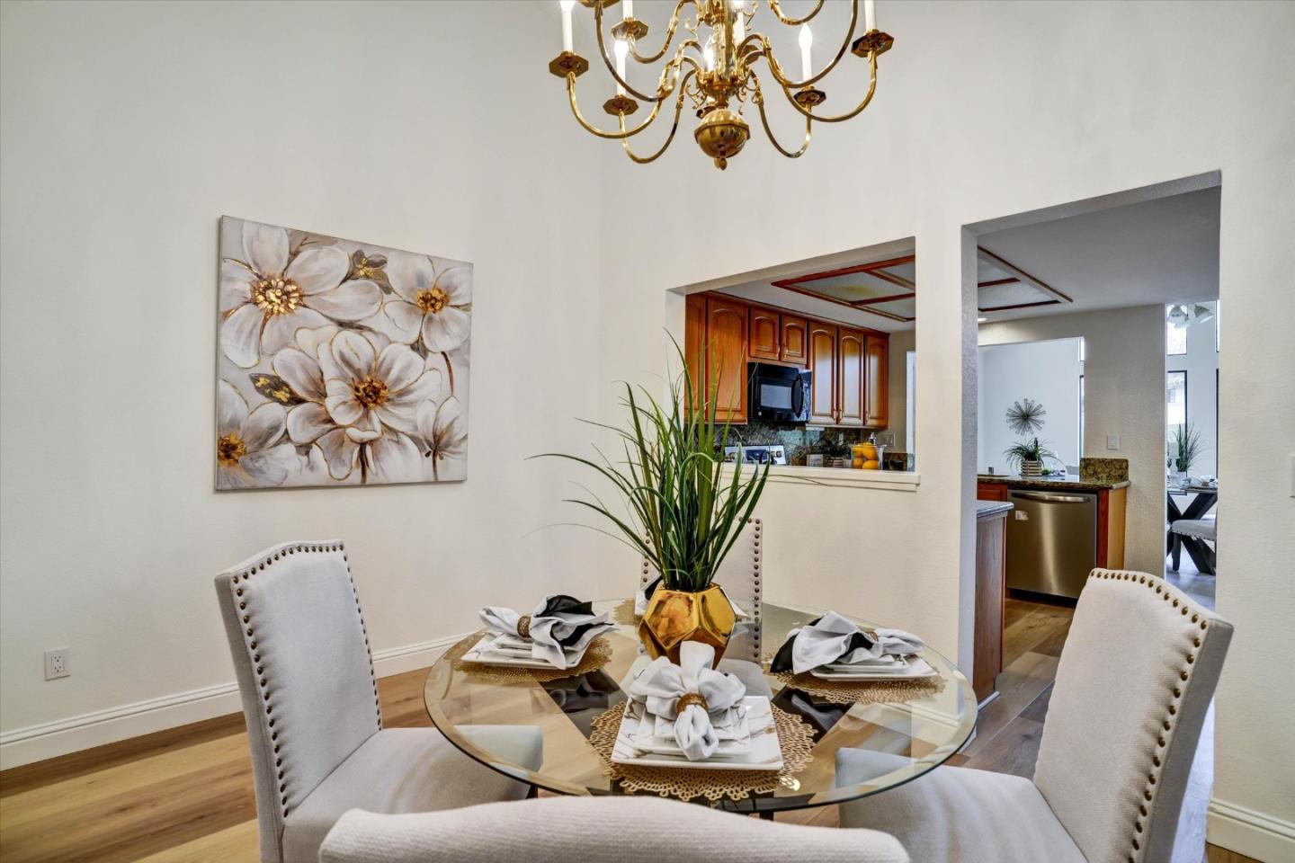 Detail Gallery Image 9 of 48 For 3123 Lake Trasimeno Dr, San Jose,  CA 95135 - 2 Beds | 2 Baths