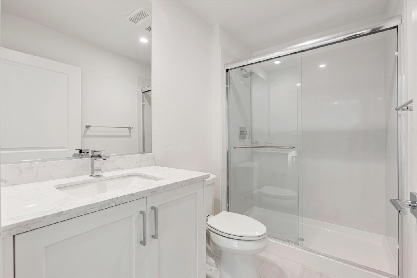 Detail Gallery Image 13 of 15 For 325 Isabelline Ct, San Ramon,  CA 94583 - 4 Beds | 3/1 Baths