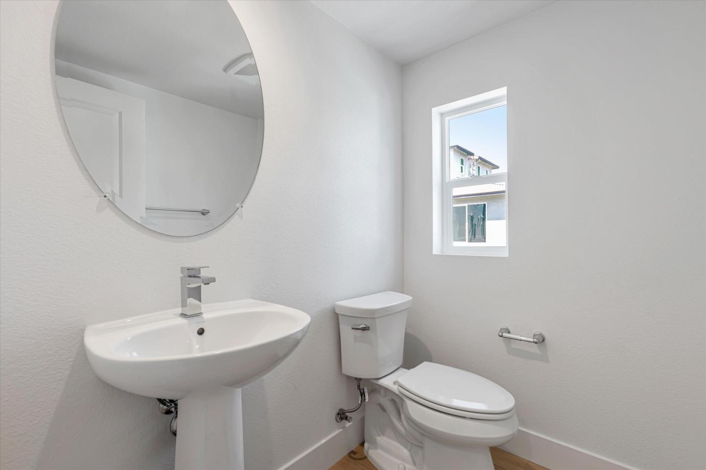 Detail Gallery Image 14 of 15 For 325 Isabelline Ct, San Ramon,  CA 94583 - 4 Beds | 3/1 Baths