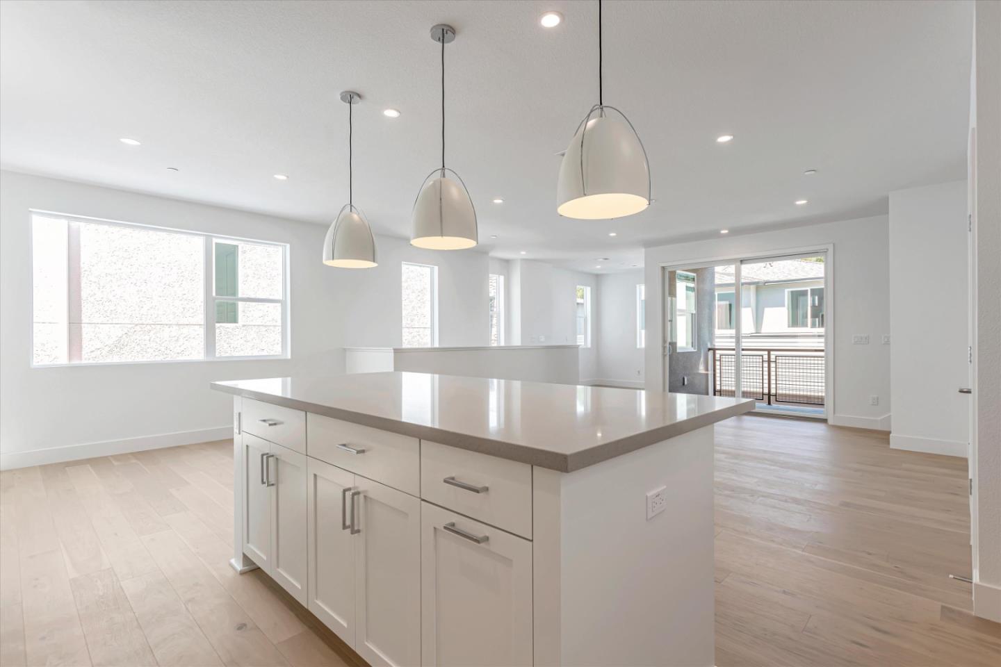 Detail Gallery Image 9 of 15 For 325 Isabelline Ct, San Ramon,  CA 94583 - 4 Beds | 3/1 Baths