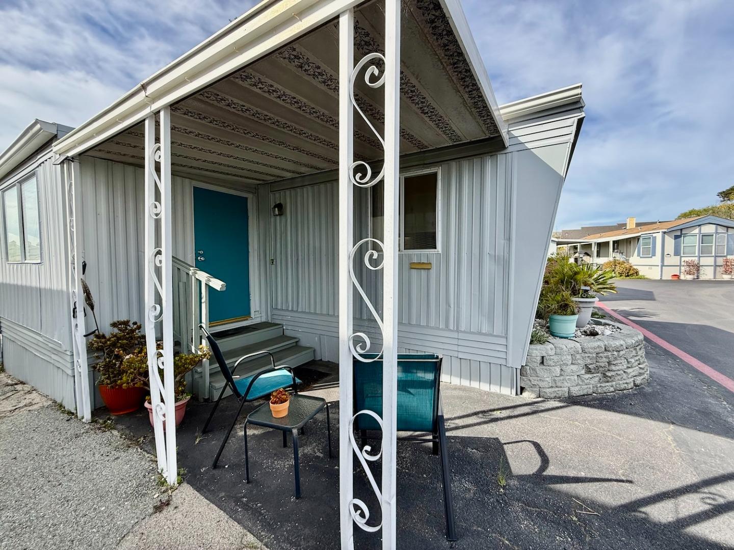 Detail Gallery Image 13 of 15 For 925 38th #33,  Santa Cruz,  CA 95062 - 1 Beds | 1 Baths